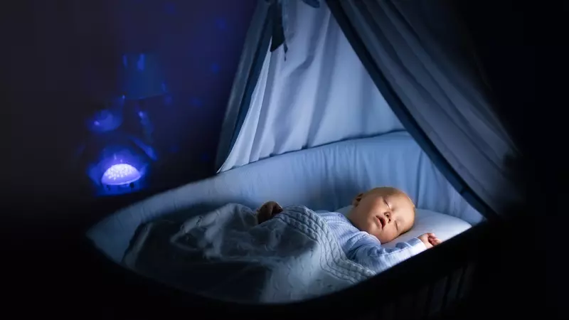 7X 'Alternatieve' Methodes Om Je Baby In Slaap Te Krijgen